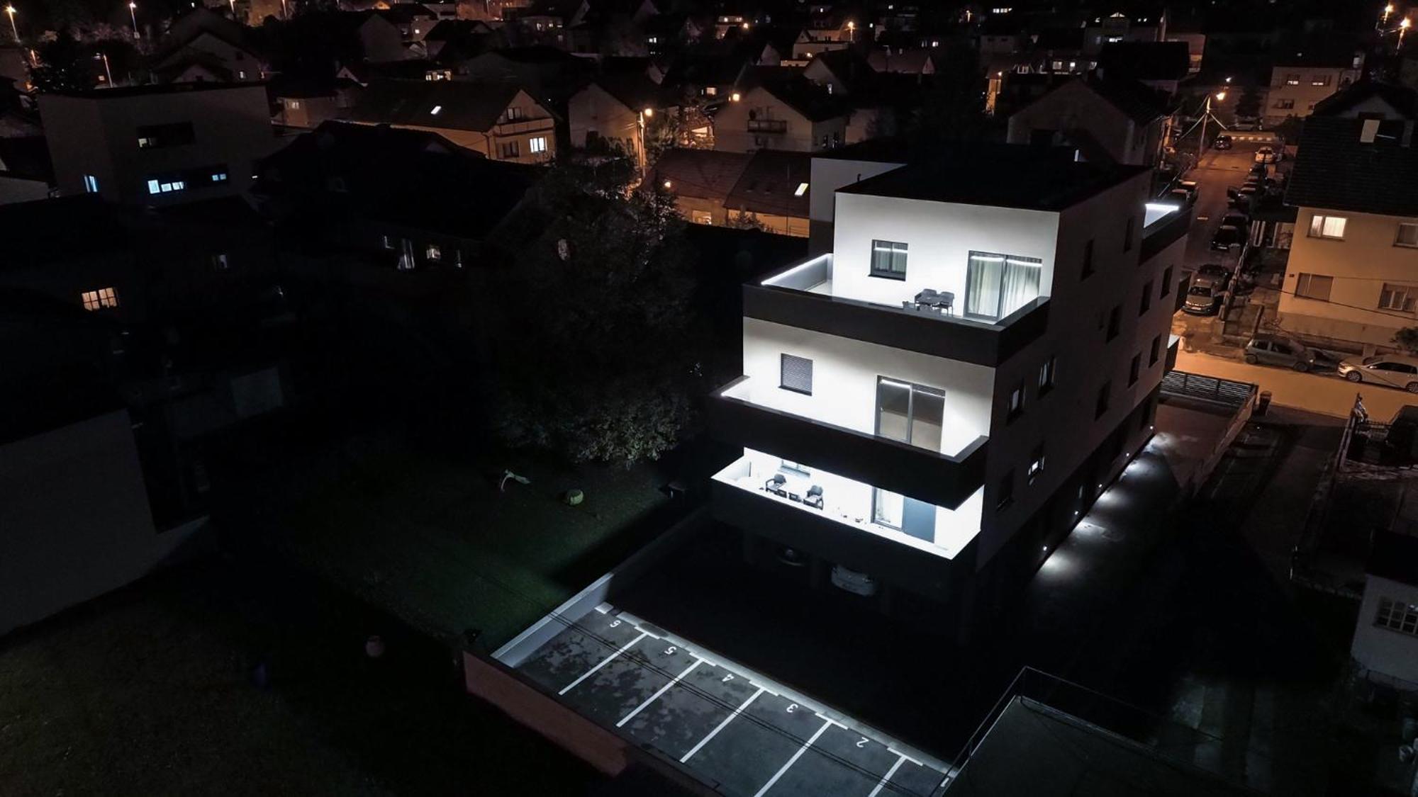 Hugo Apartments Zagreb Exterior photo
